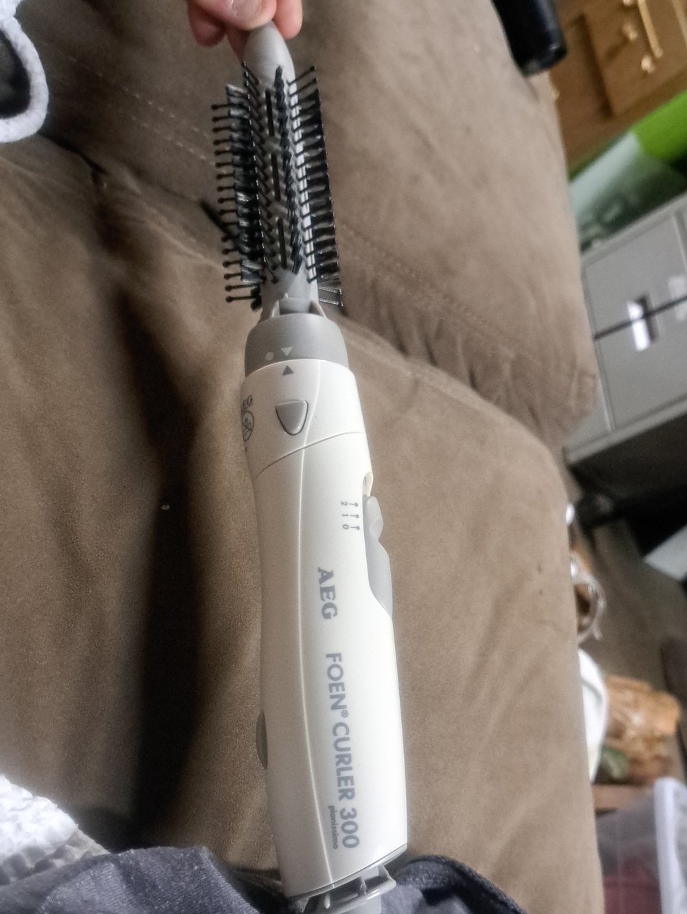 European AEG Foen Curler 300 Rotating Hot Air Brush - White/Grey